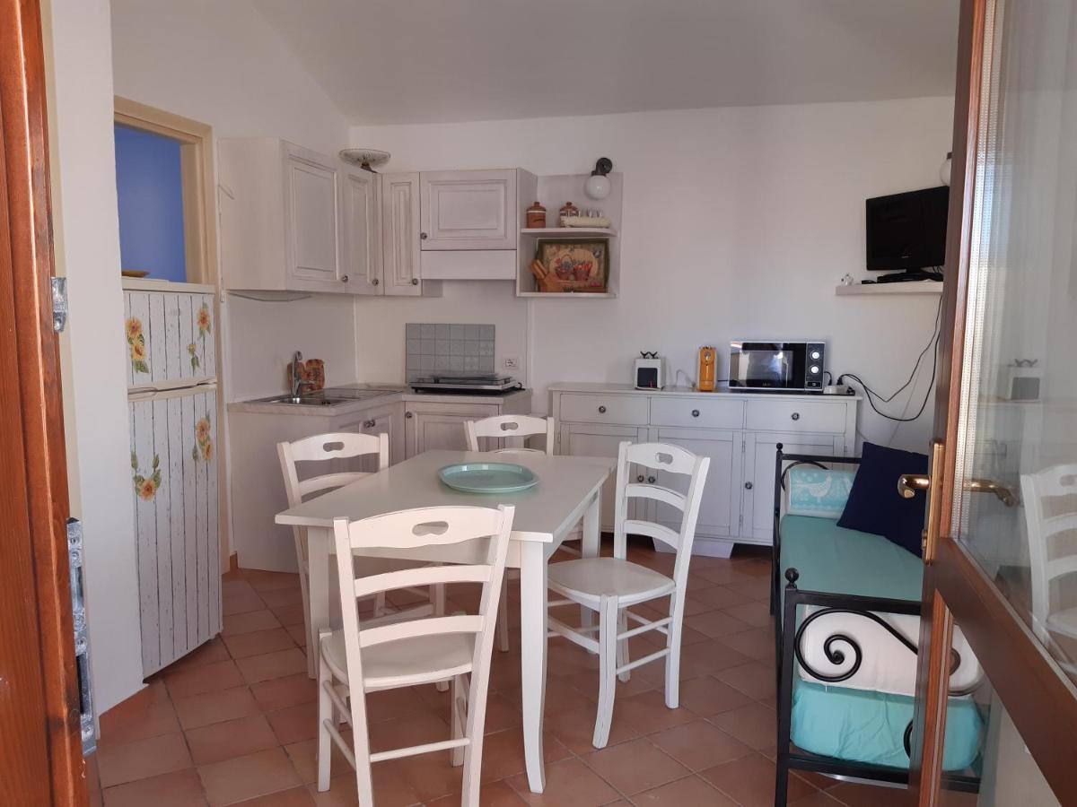 Mare & Mirice - Case Appartamenti Vacanza Aglientu Kültér fotó